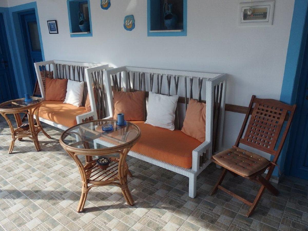 Pension Titika Katapola Exterior foto