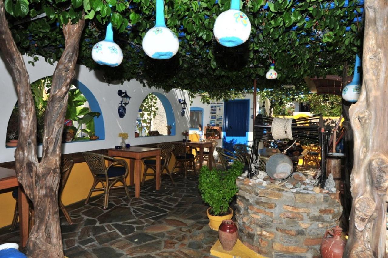 Pension Titika Katapola Exterior foto
