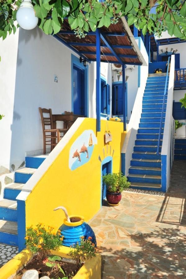 Pension Titika Katapola Exterior foto